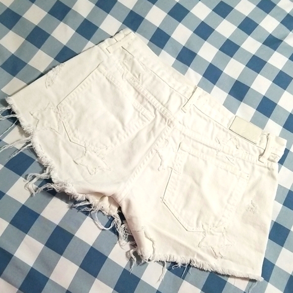 RAILS Logan White Stars Distressed Denim Short - Picture 13 of 16